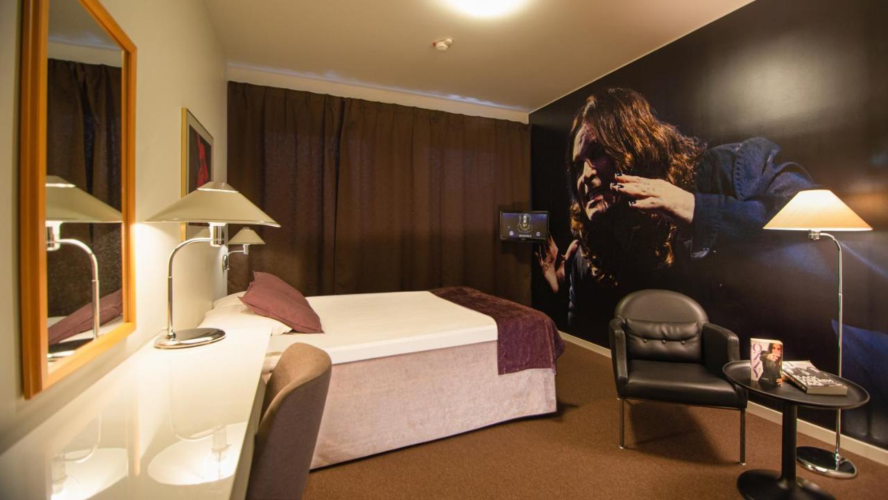 Hotell Hulingen Hultsfred Exterior photo