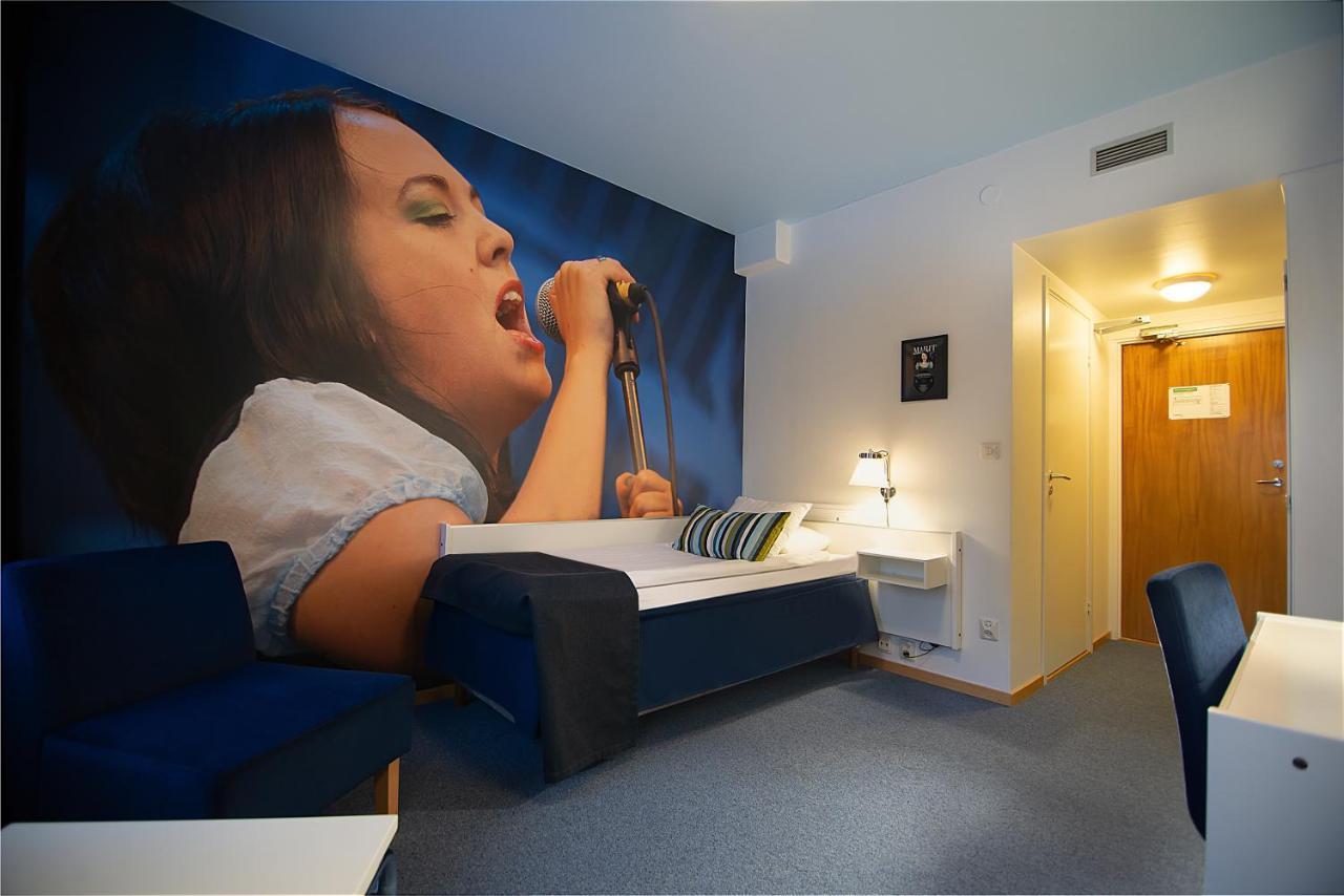 Hotell Hulingen Hultsfred Exterior photo
